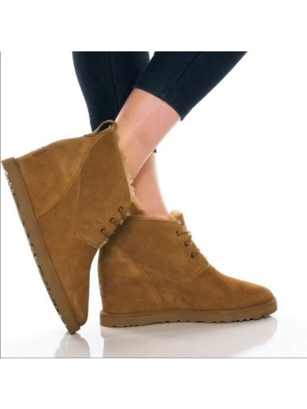 NEW UGG Classic Femme Boots Suede Lace Up Brown Suede Cozy Outdoors Womens 8.5